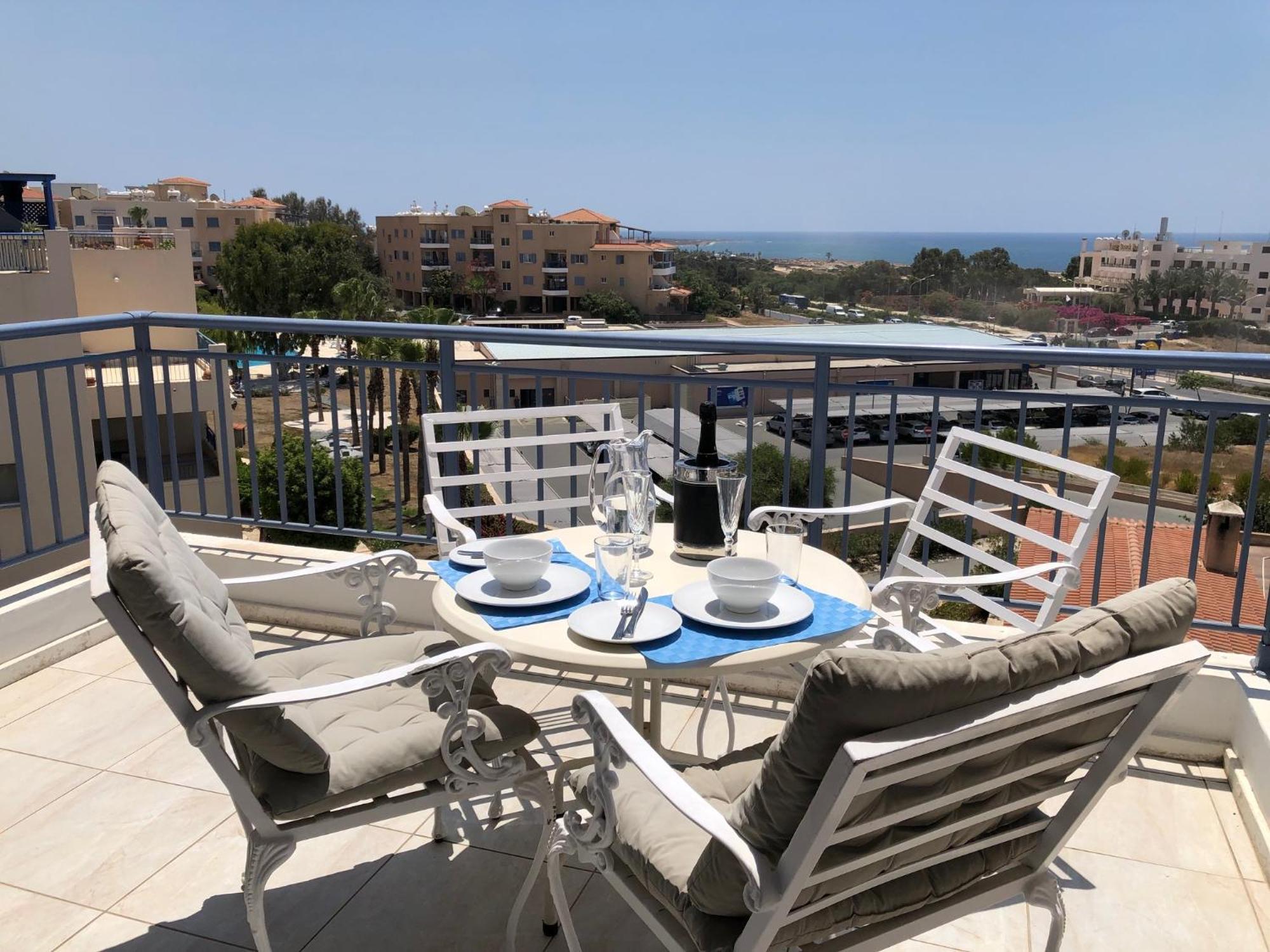 Kings Palace - Modern Penthouse With Incredible Sea Views Paphos 外观 照片