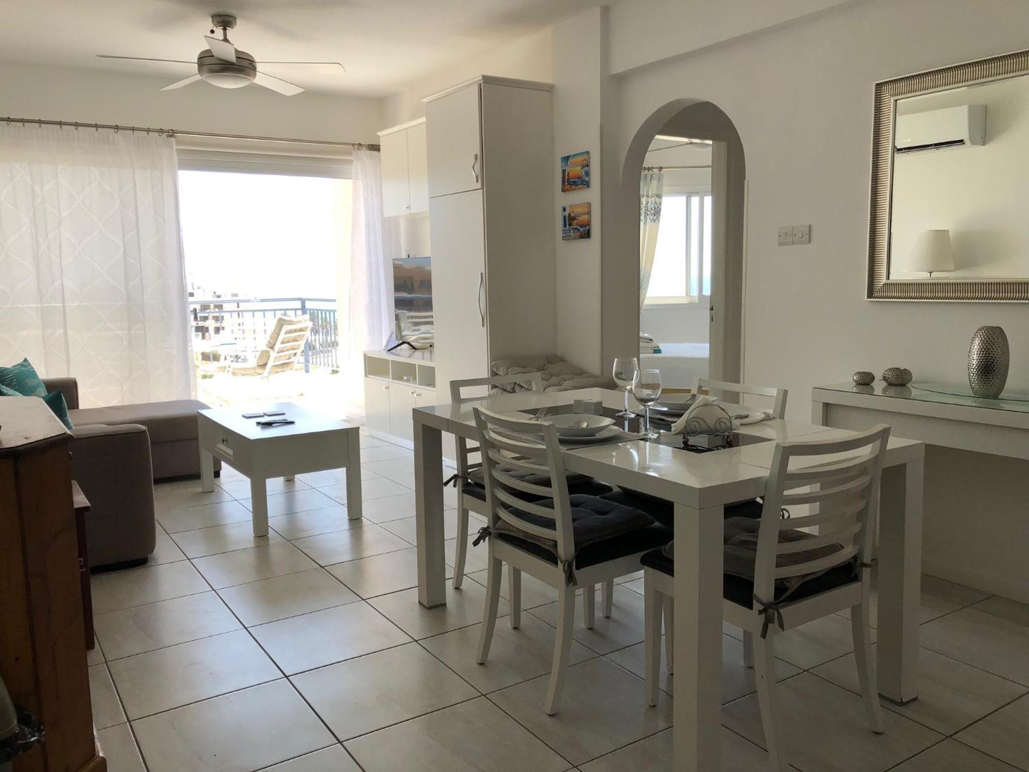 Kings Palace - Modern Penthouse With Incredible Sea Views Paphos 外观 照片