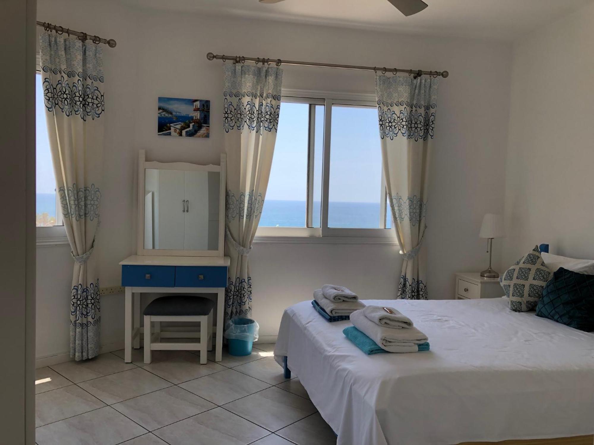Kings Palace - Modern Penthouse With Incredible Sea Views Paphos 外观 照片