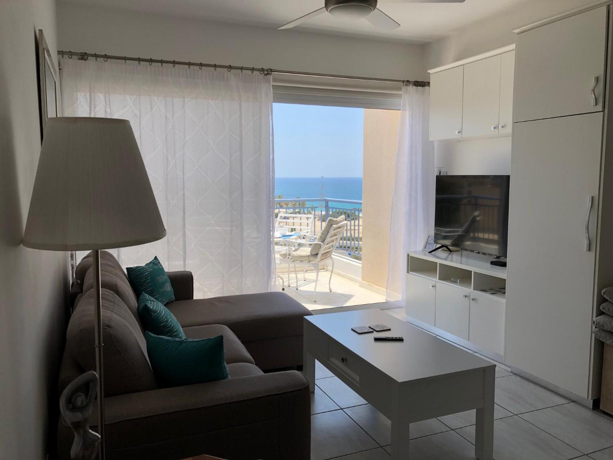 Kings Palace - Modern Penthouse With Incredible Sea Views Paphos 外观 照片