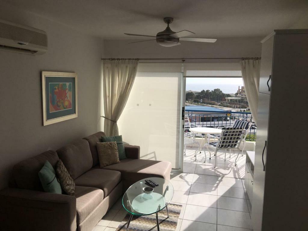 Kings Palace - Modern Penthouse With Incredible Sea Views Paphos 外观 照片